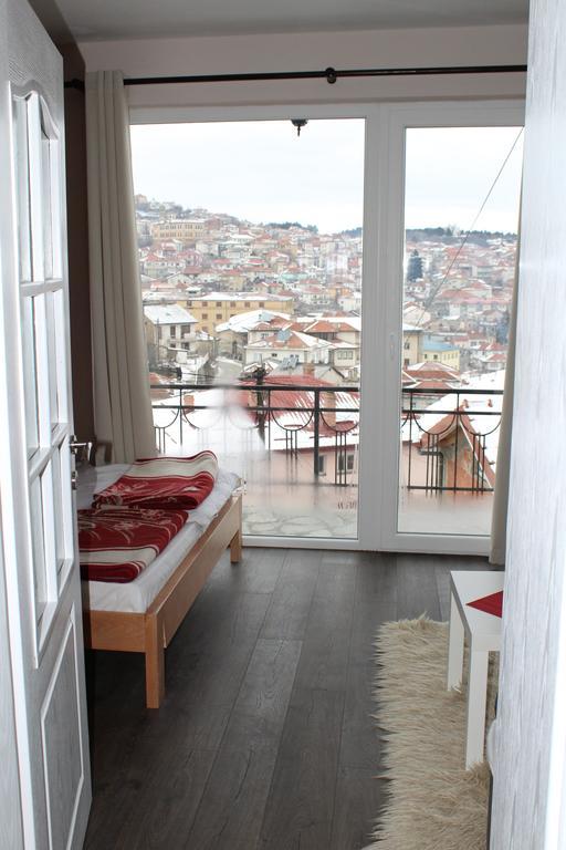 Villa Flora Guesthouse Kruševo Eksteriør billede