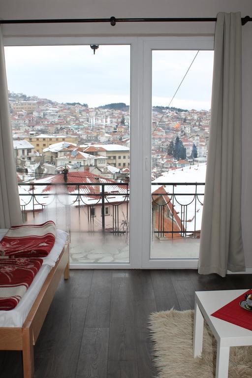 Villa Flora Guesthouse Kruševo Eksteriør billede