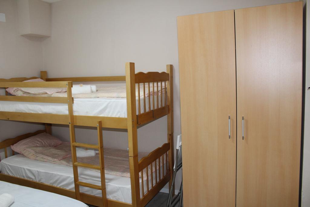Villa Flora Guesthouse Kruševo Eksteriør billede