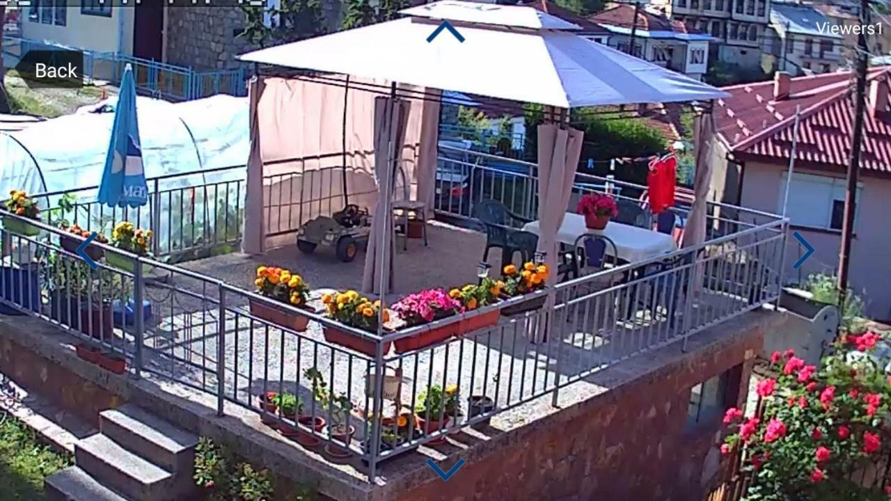 Villa Flora Guesthouse Kruševo Eksteriør billede